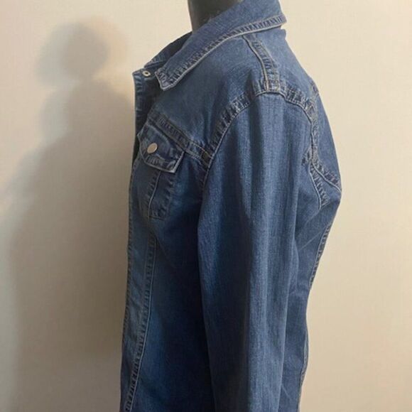Chico's Platinum snap closure denim jacket, size 2/12 - Picture 2 of 4